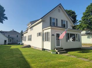 55 Washington St, Calais, ME 04619