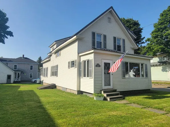 55 Washington Street, Calais, ME 04619