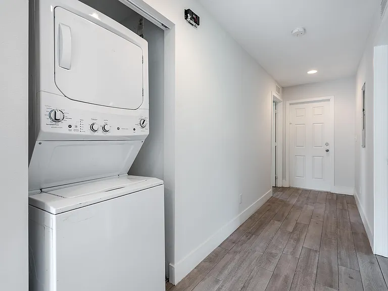 4743 Myla Ln — Photo 36