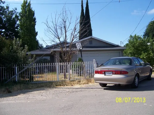 3032 E Guernsey Ave, Stockton, CA 95205