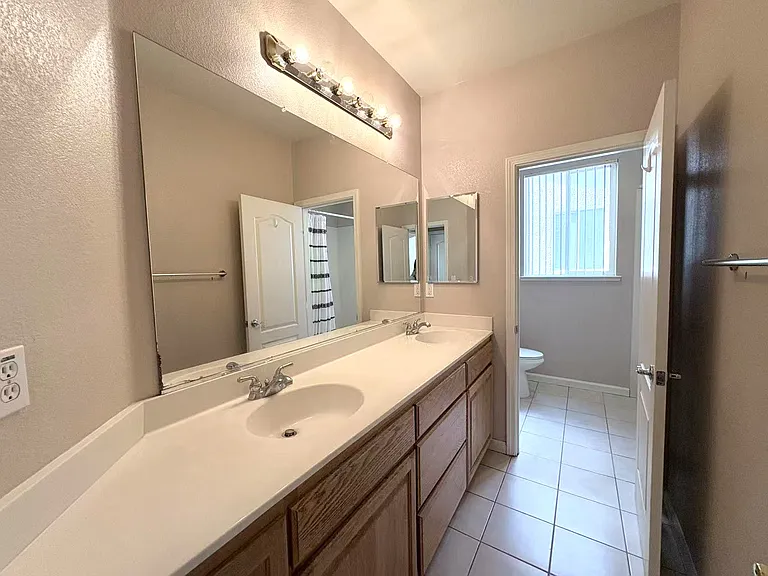 9370 Willow Pond Cir — Photo 12