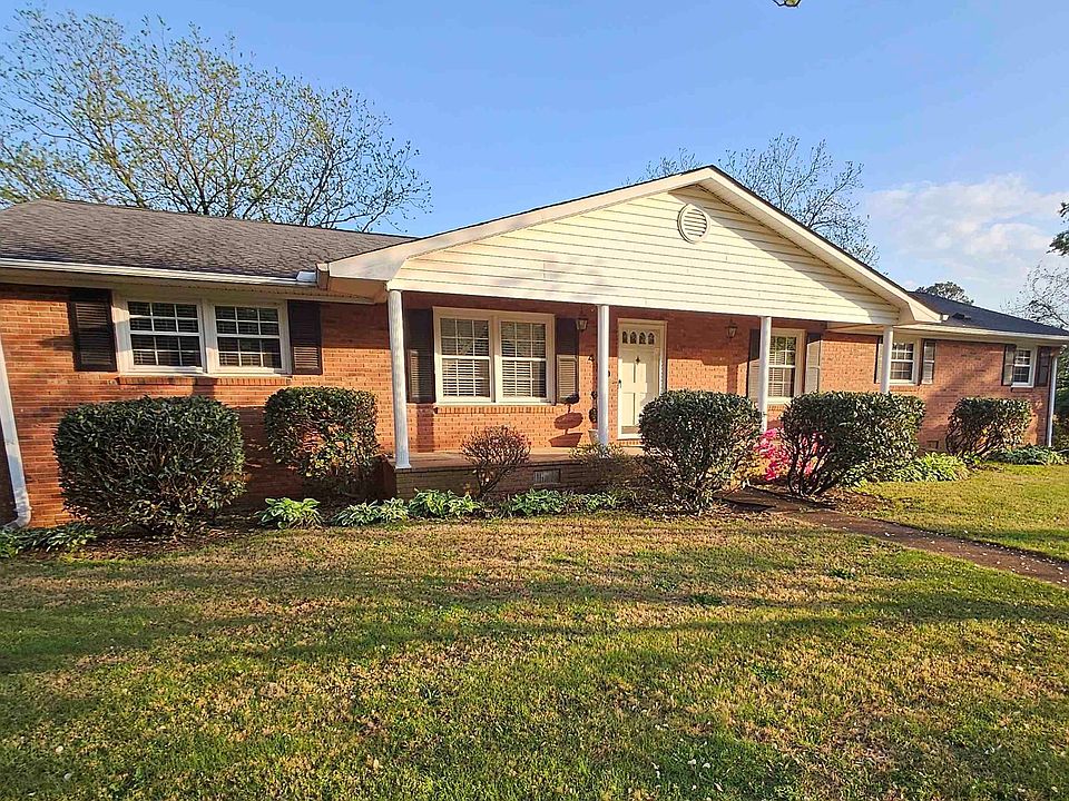 1st image of 409 Caston Dr