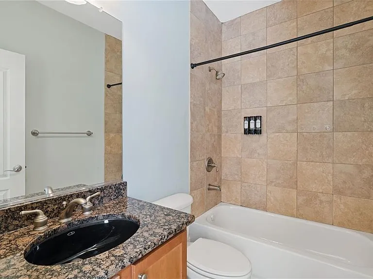 2763 Durham Dr NE — Photo 53