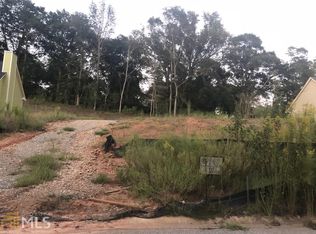 100 Laura Ln, Commerce, GA 30529