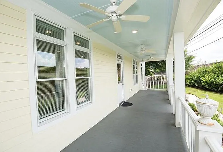 Lovely porch