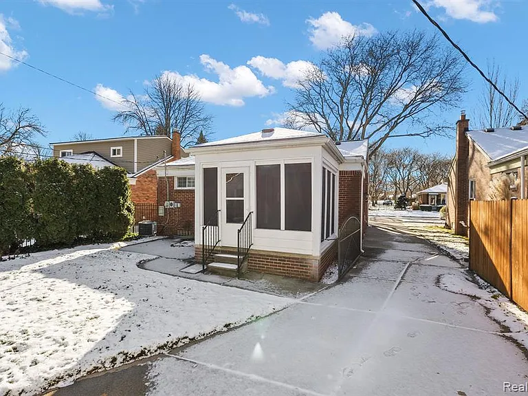1581 Cheltenham Rd — Photo 28
