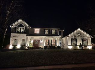 1622 Highland Valley Cir, Chesterfield, MO 63005