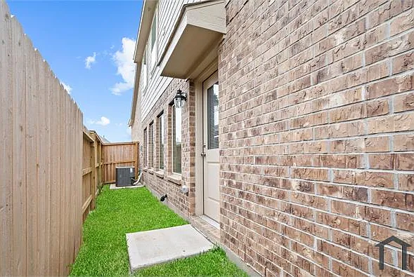 3051 Ash Ray Dr — Photo 42