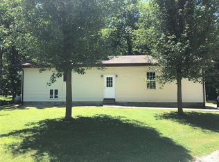 14503 Rod & Gun Rd, Breese, IL 62230