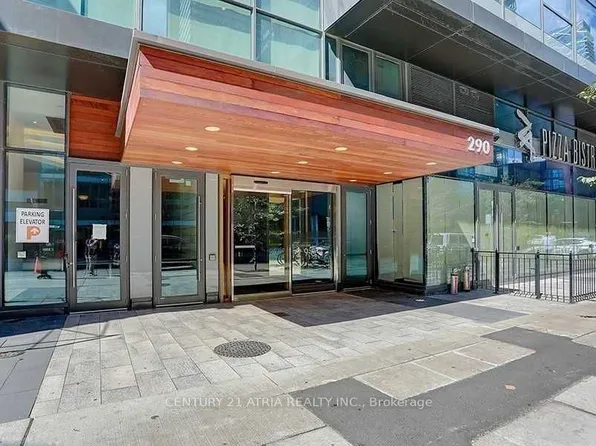 290 Adelaide St W #1303, Toronto, ON M5V 1N1