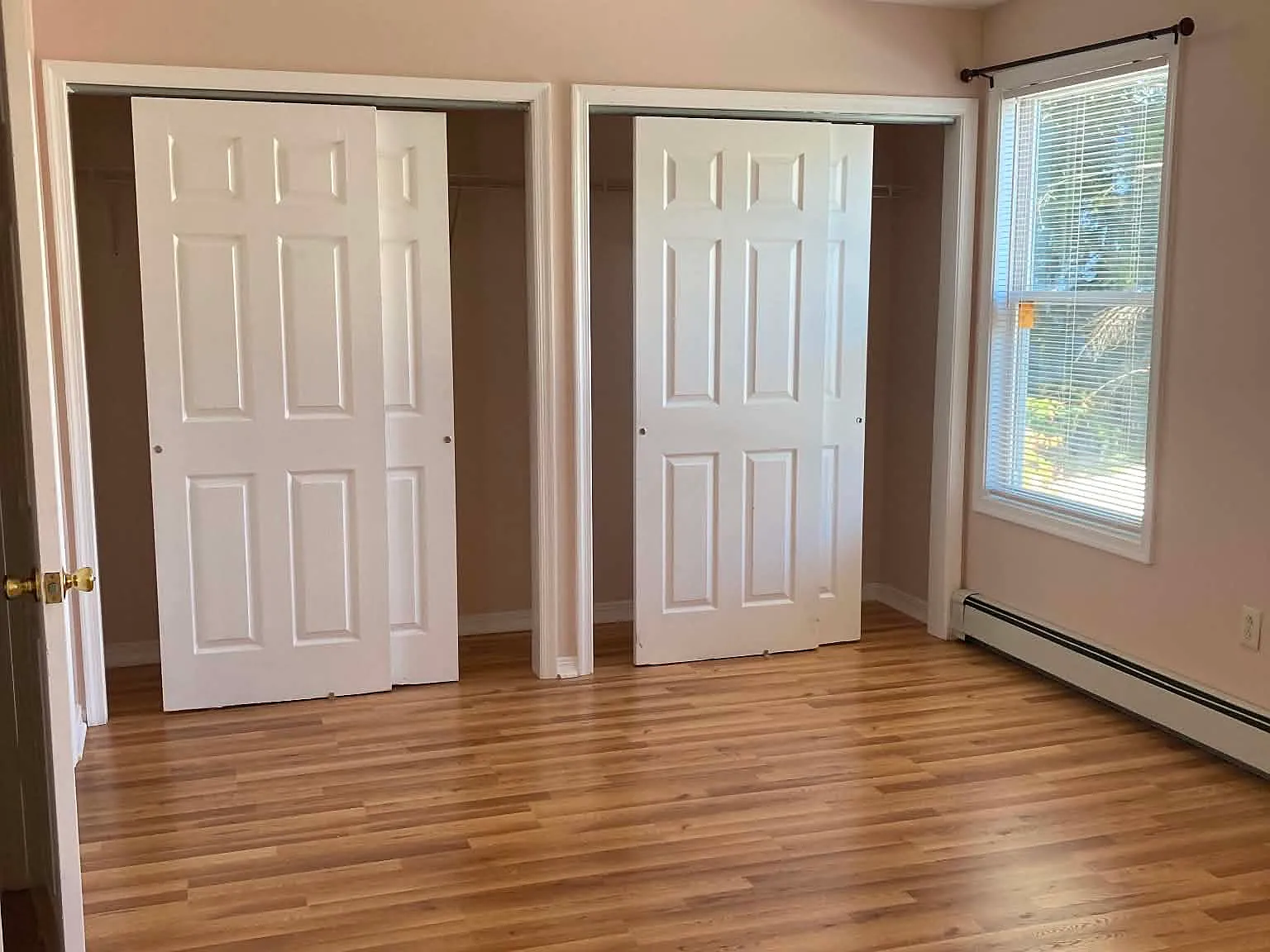 3 bed, 1300 sqft, $2,600 — Photo 1