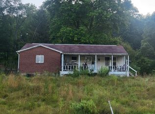 582 Oneida Valley Rd, Butler, PA 16001