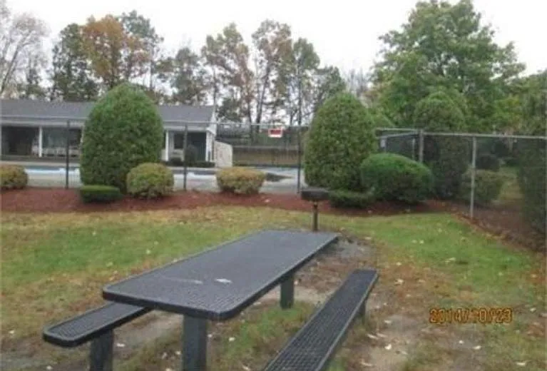 740 Central St #R8 — Photo 11