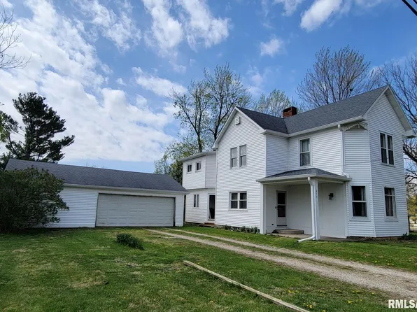 417 Logan St, Emden, IL 62635