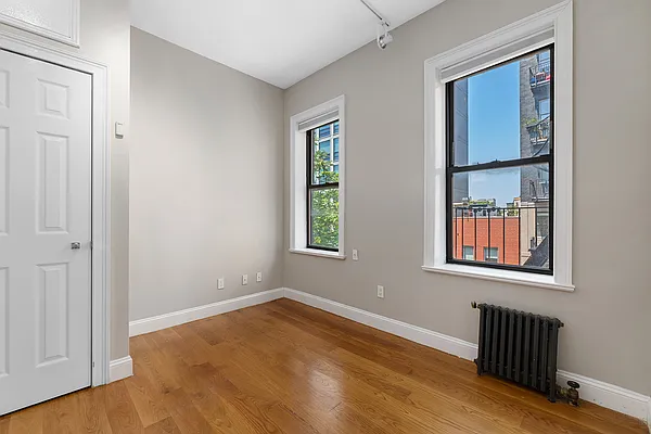 Rented by REAL New York | media 4