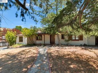 480 Lakewood Cir, Walnut Creek, CA 94598