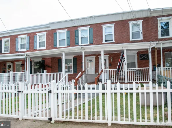 223 Cleveland St, Bristol, PA 19007