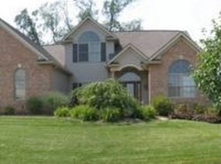 1718 Woodthrush St NE, Canton, OH 44721