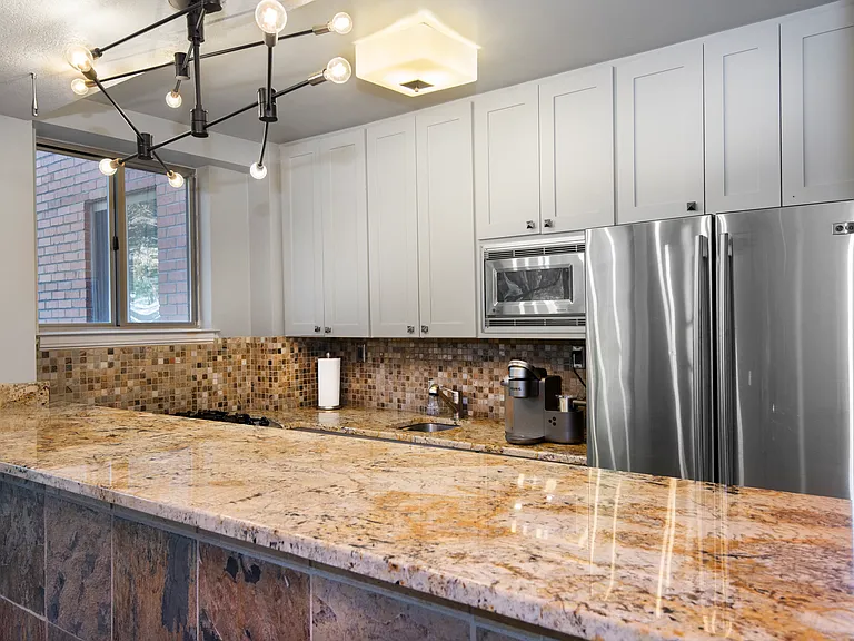 Rivercliff Estate Apartments in Little Rock, AR