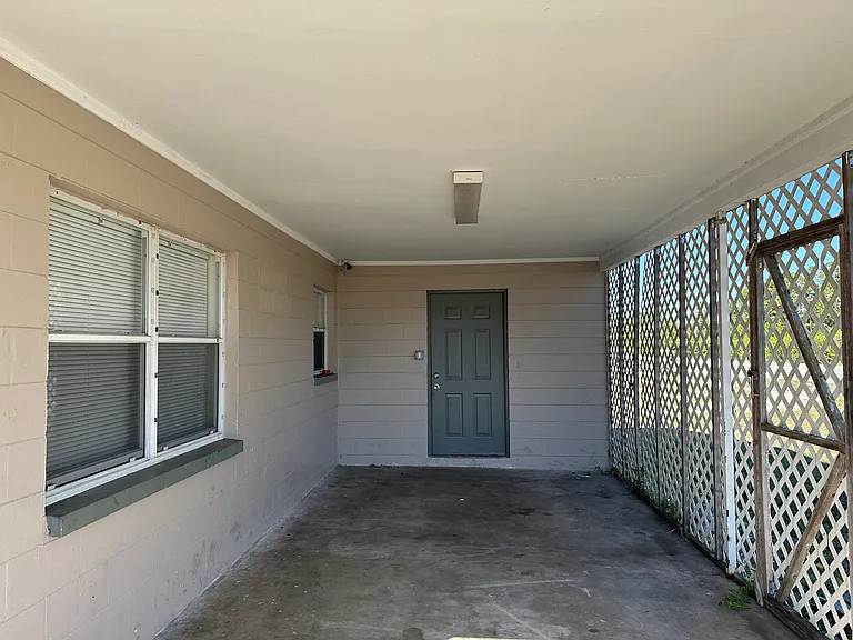 723 Joel Blvd #A — Photo 4