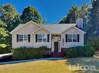 564 Brewer Dr, Locust Grove, GA 30248