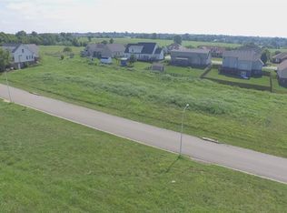 179 Hawthorne Dr, Winchester, KY 40391