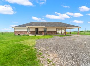 455 County Road 679, Natalia, TX 78059