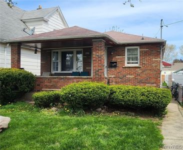 2762 Falls St, Niagara Falls, NY, 14303