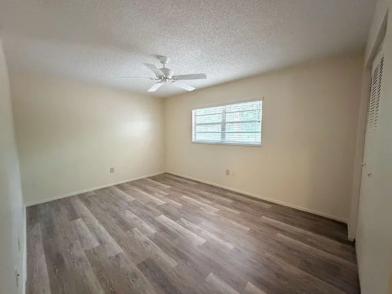 7419 Mead Dr — Photo 12