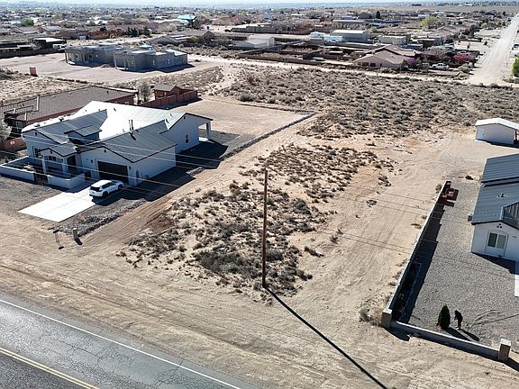 4th image of 600-604 Northern Blvd NE