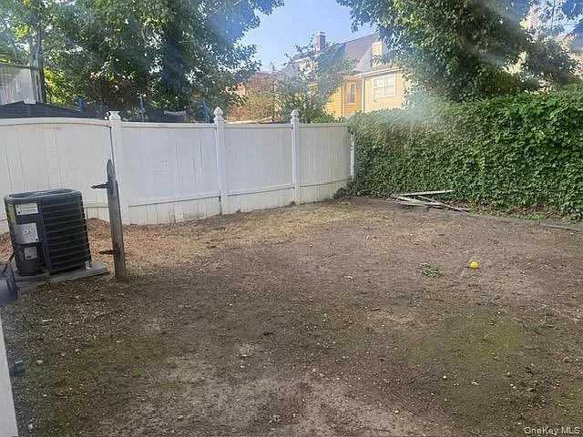 60 Columbia Ave — Photo 31