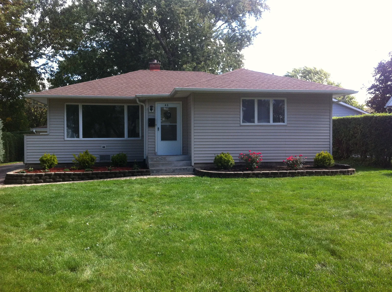 43 S Walnut St photo 1
