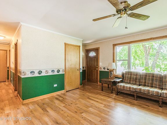 3rd image of 36563 N Helen Dr