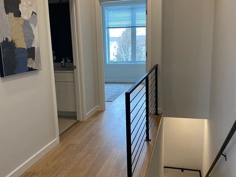 385 Pleasant St #7 — Photo 9