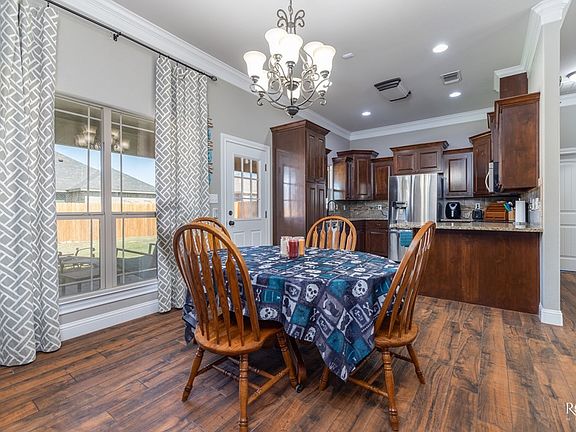3rd image of 5706 Stratford Ct