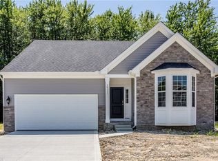 36111 Navona Ln, North Ridgeville, OH 44039