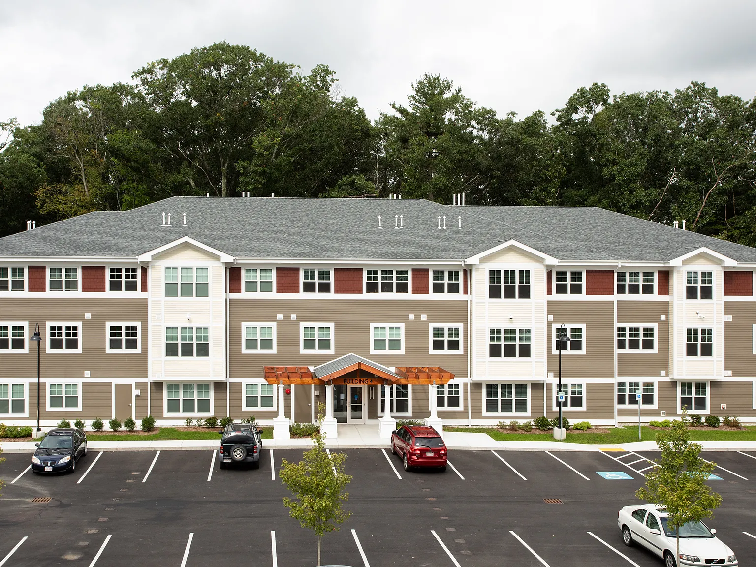 Chelmsford Woods Residences — Photo 2