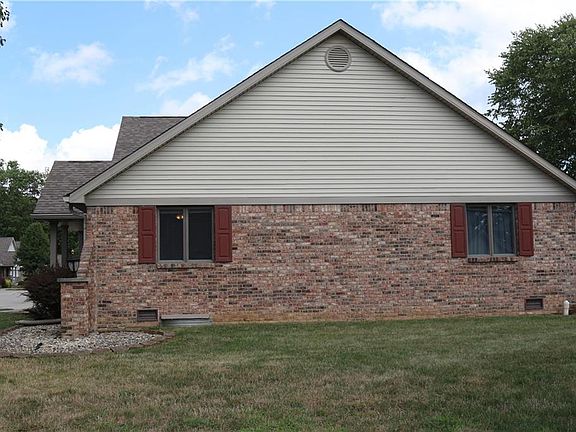 2nd image of 1605 E Union Dr #1