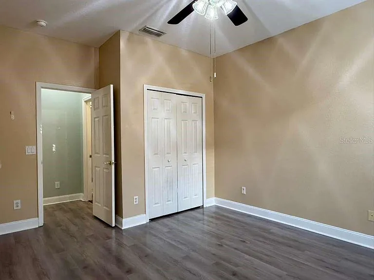 14488 Whittridge Dr — Photo 16