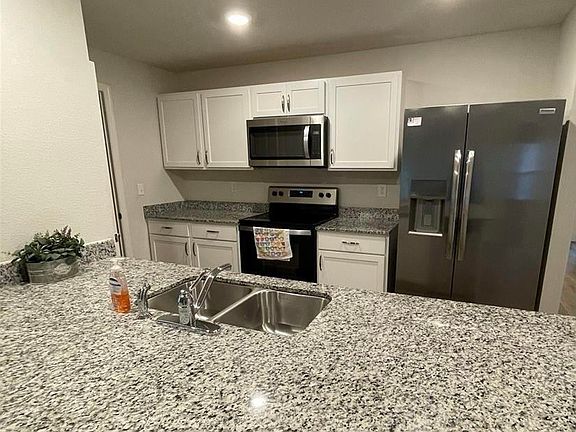 5th image of 45 LOUISIANA Drive