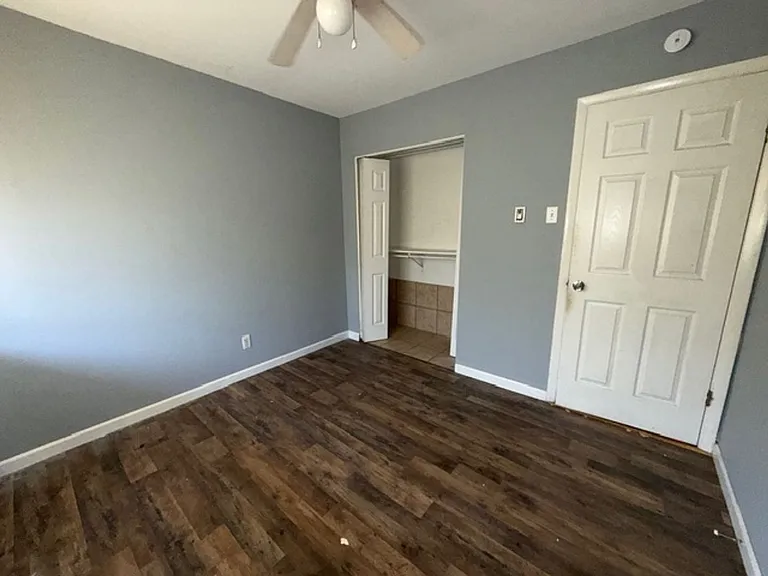 7244 Hazelcrest Dr — Photo 11