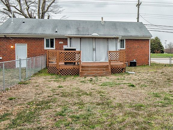 3rd image of 623 E Ellerslie Ave