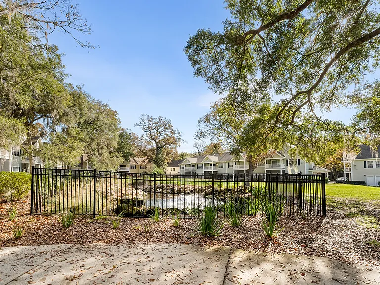 10000 SW 52nd Ave #35 — Photo 30