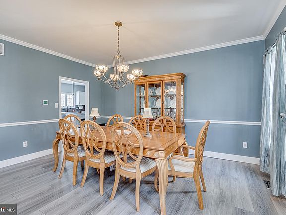 5th image of 420 Tuckerton Rd