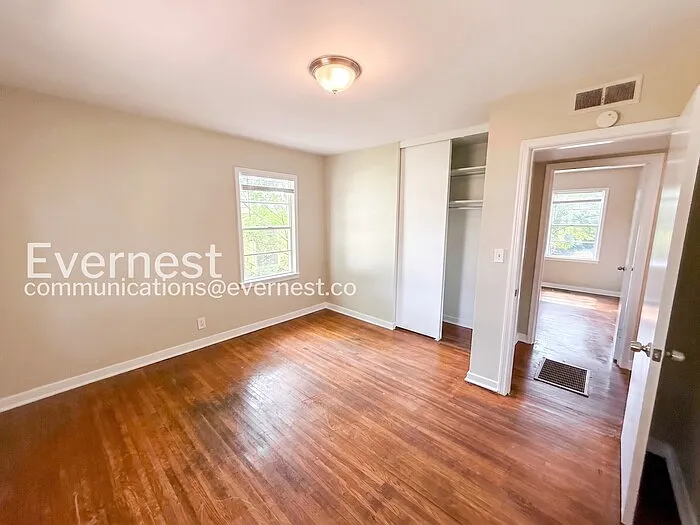 1536 17th St SW — Photo 8