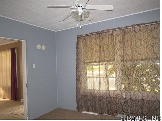 4th image of 730 E College Ave