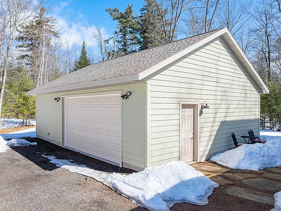 4th image of 7066 Bass Lake Rd