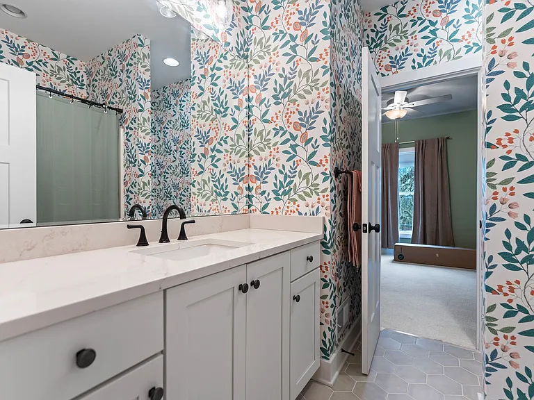 3222 Catalpa Farms Dr — Photo 32