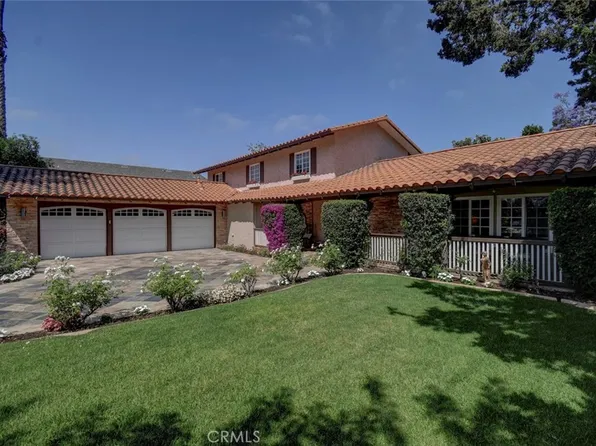 12441 La Bella Dr, Santa Ana, CA 92705