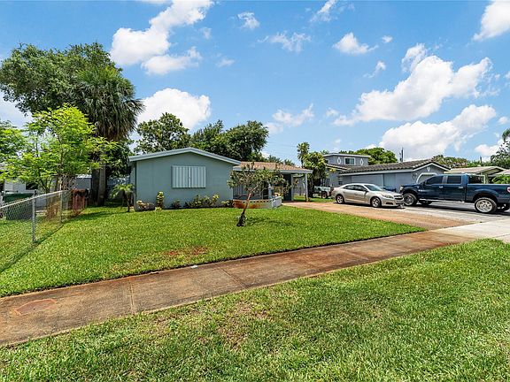 3rd image of 3610 NW 9th Court